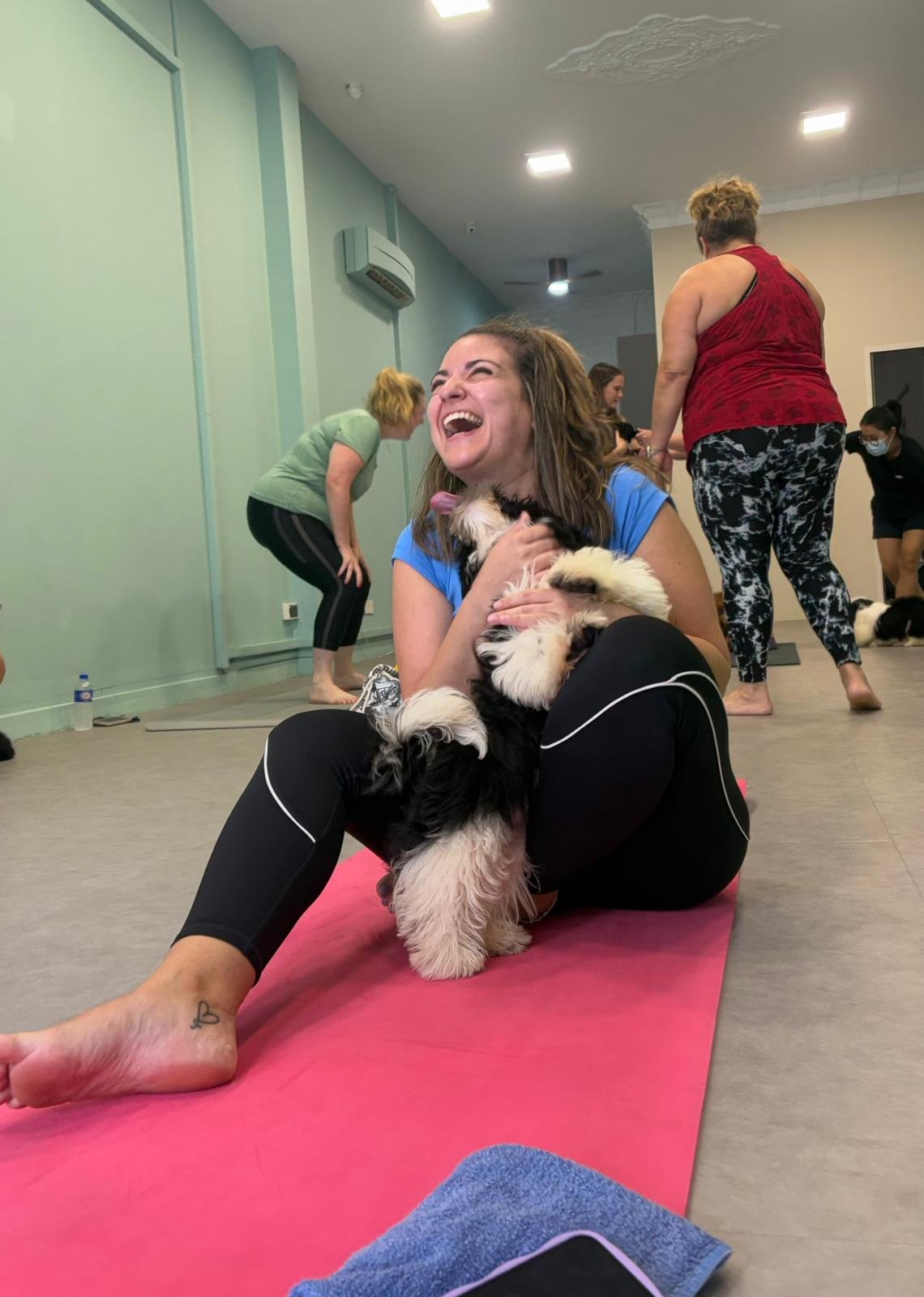 powsome-petevent-yoga